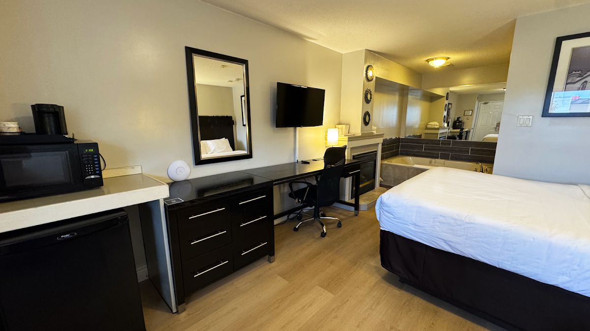 Riviera Inn and Suites 1000 Islands photo 2