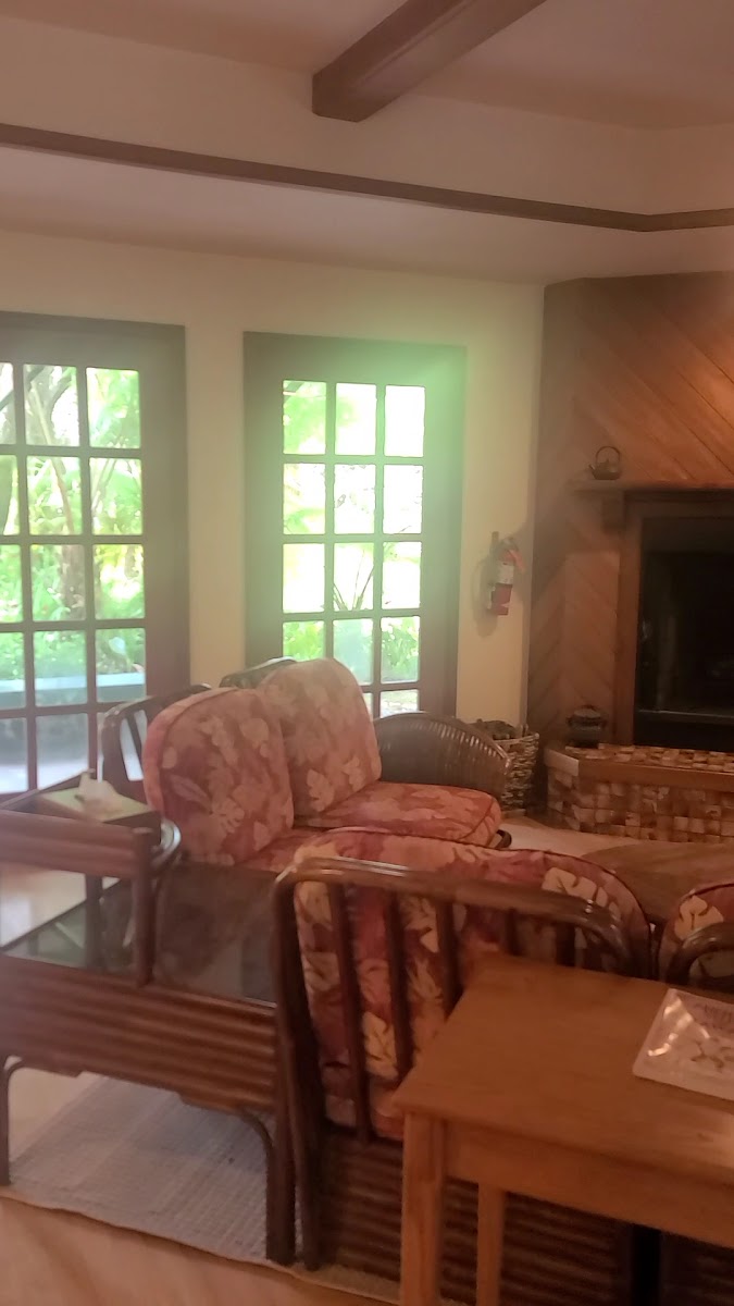 Kilauea Lodge and Restaurant photo 2