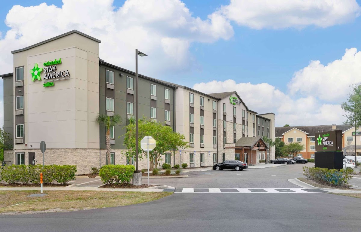 Extended Stay America Select Suites- Tampa - Northeast