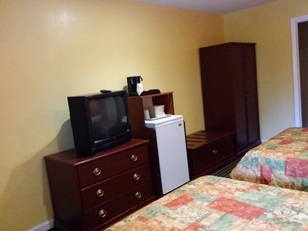 Enfield Inn photo 3