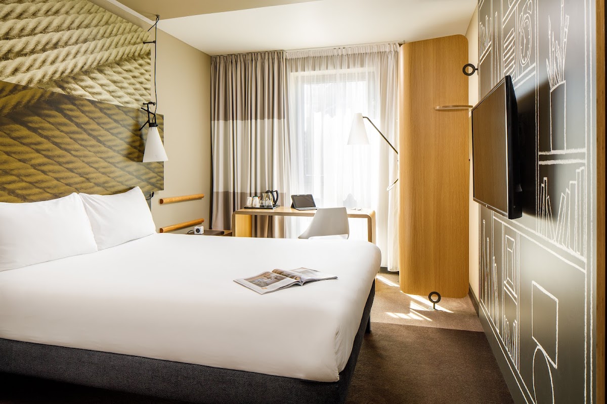 ibis London Canning Town photo 3