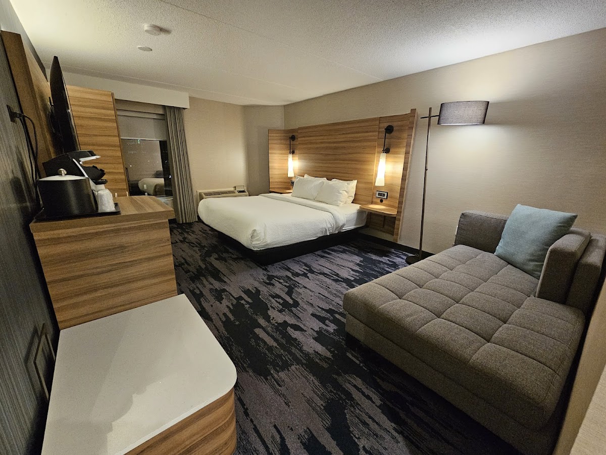Fairfield by Marriott Niagara Falls, Canada photo 3