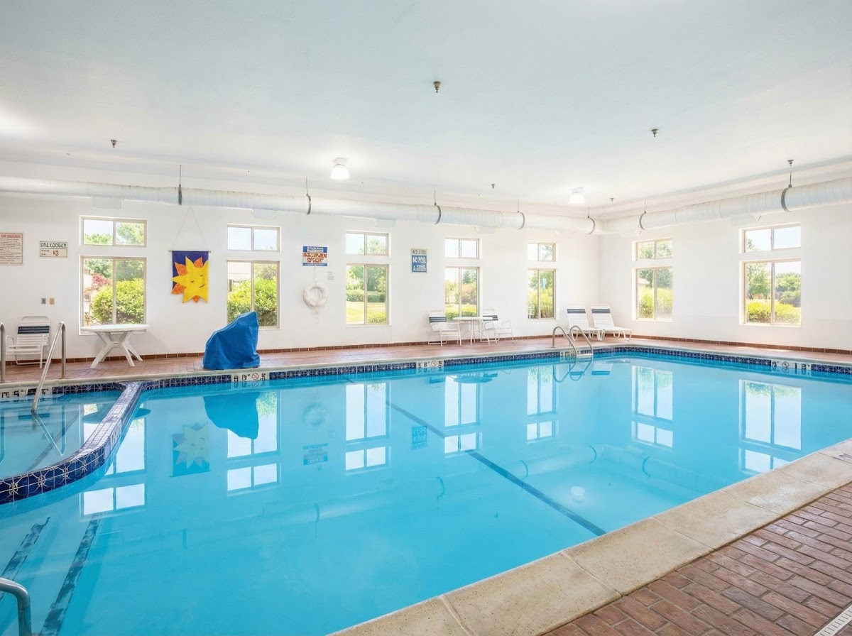 The Pellston Lodge photo 2
