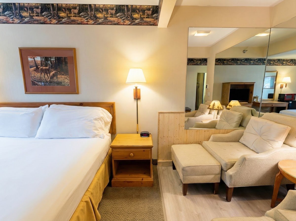 The Pellston Lodge photo 3