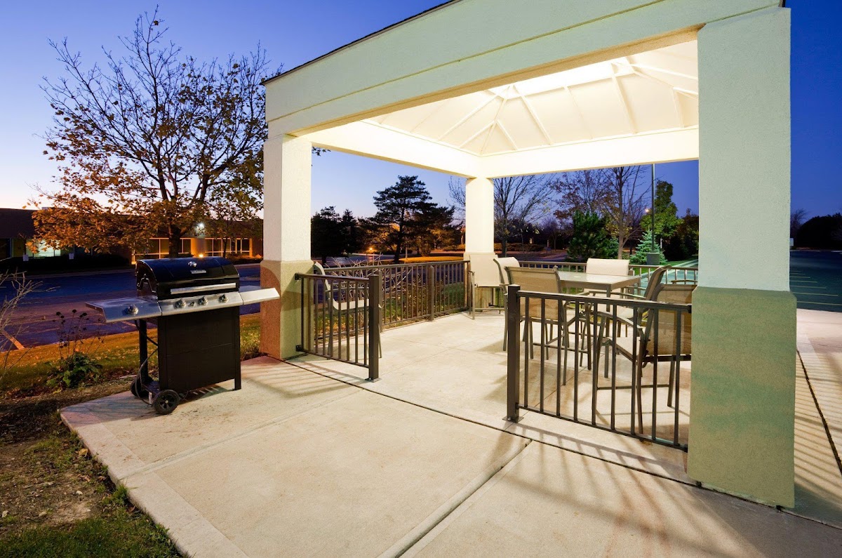 Candlewood Suites Milwaukee Brown Deer by IHG photo 3