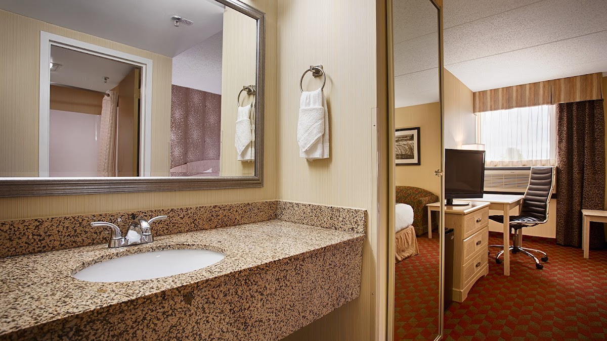 The Inn At Buffalo Airport photo 3