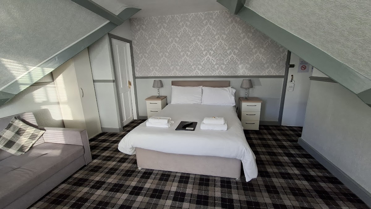 Grosvenor Hotel photo 2