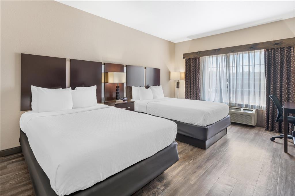 Best Western Plus Eastgate Inn & Suites photo 2