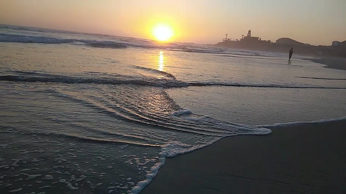 Cerritos Surf Town photo 2