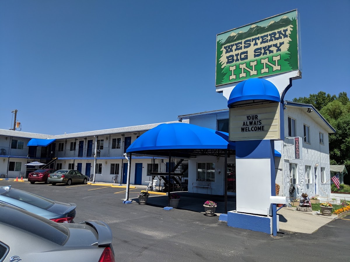 Western Big Sky Inn