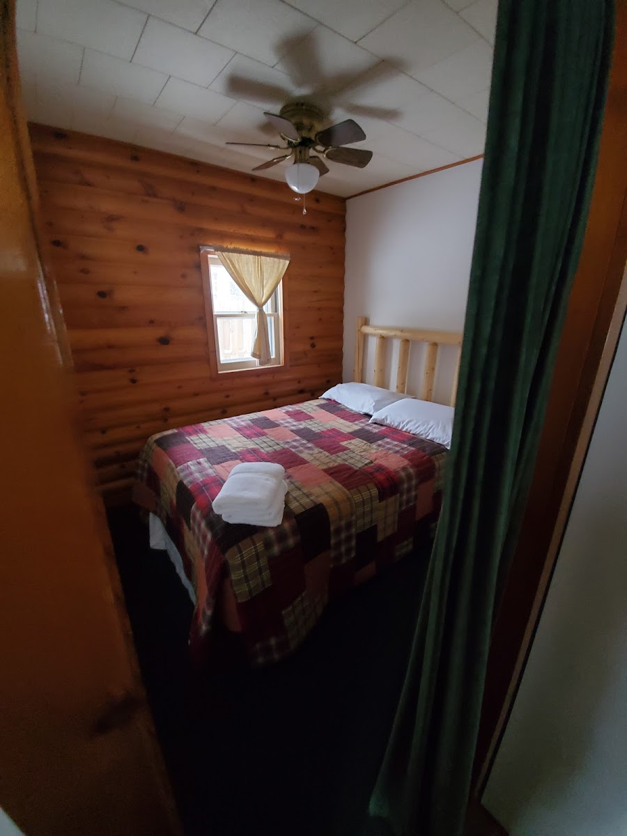 Bayside Cabins and Resort photo 2