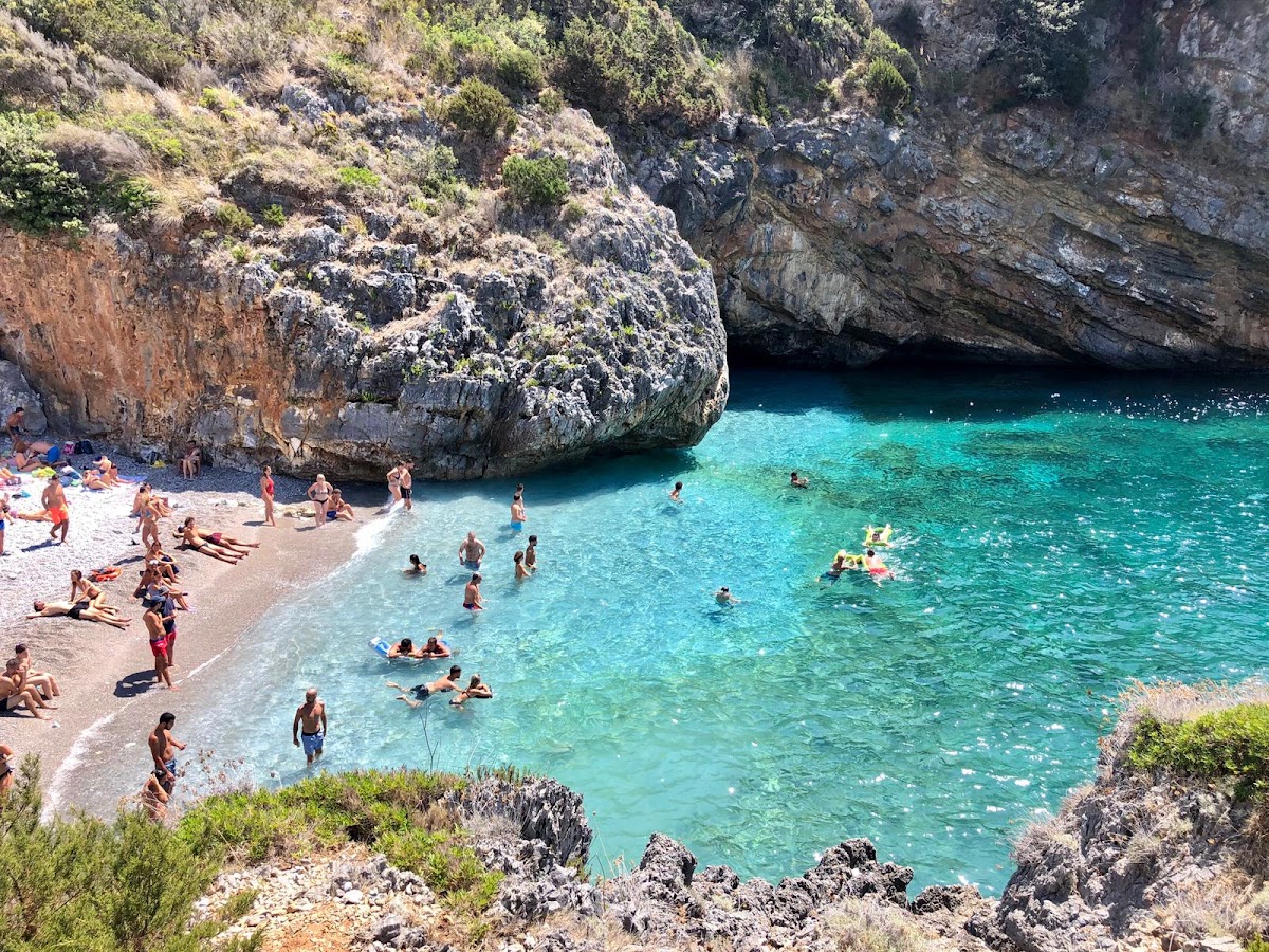 Cala Bianca Spiaggia