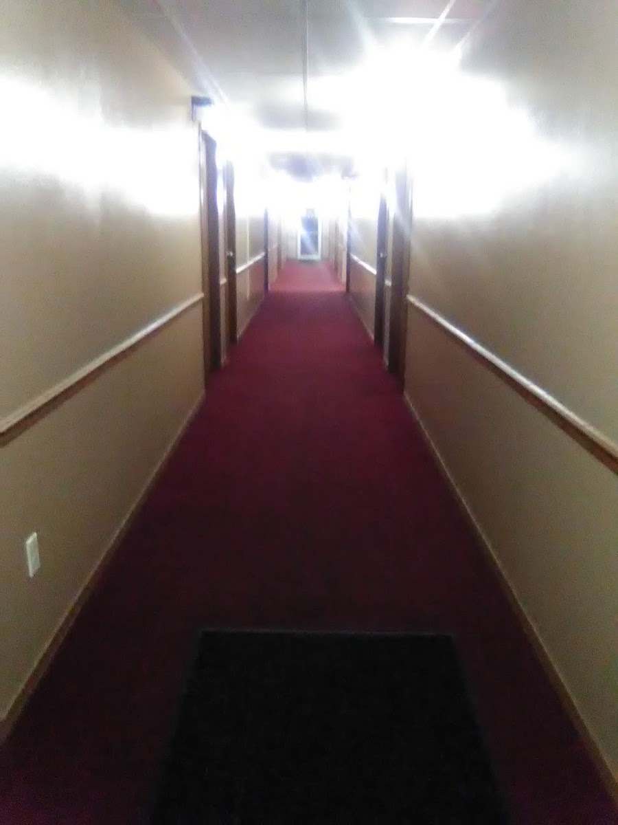 Badger Motel & Suites