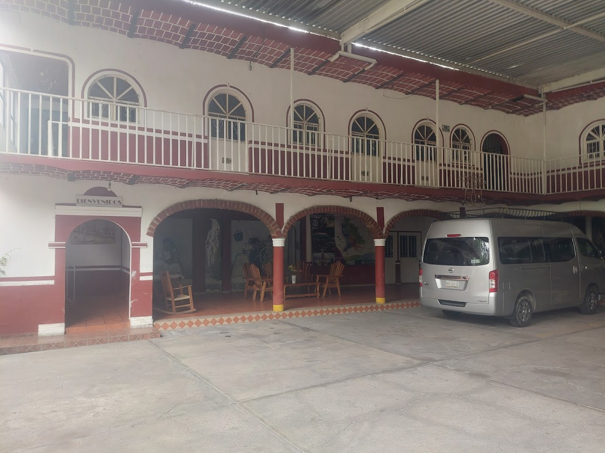 Hotel Juanitos photo 2