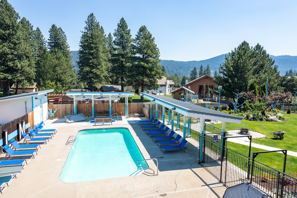 Blue Elk Inn photo 3