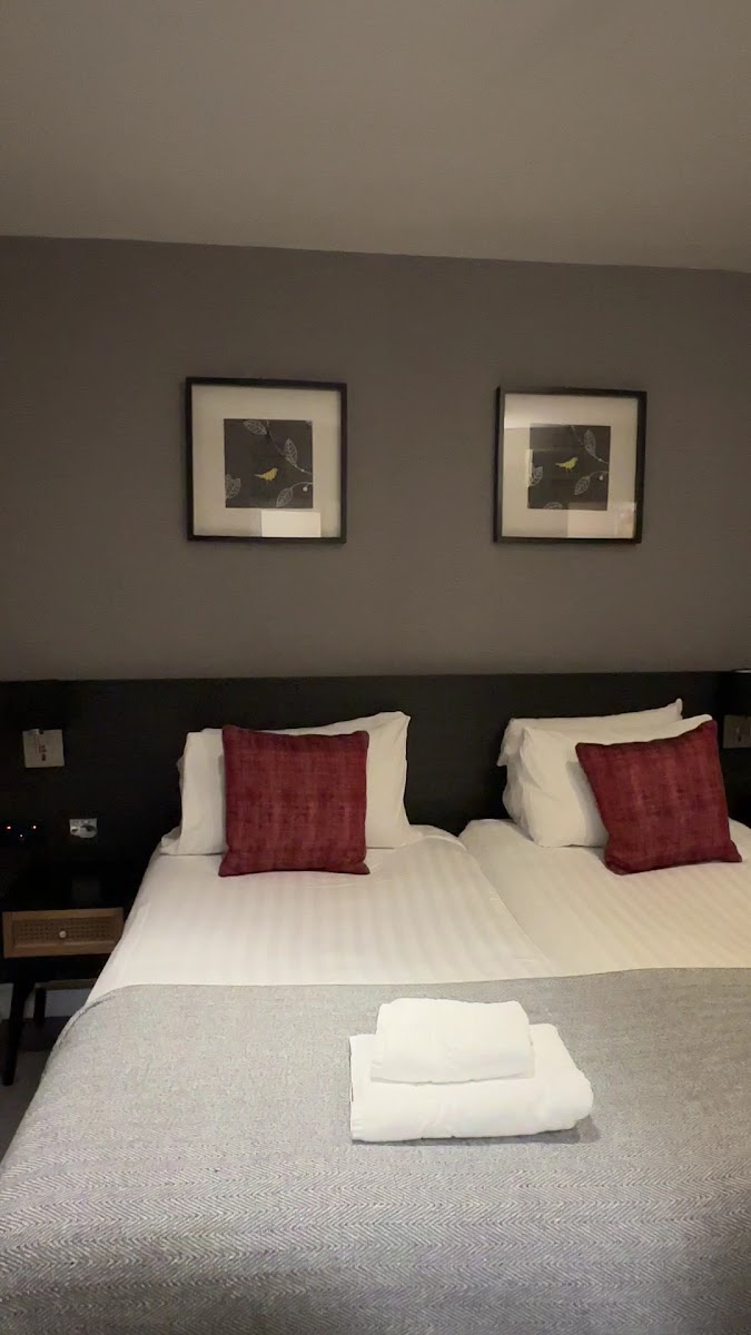 Croft Court Hotel