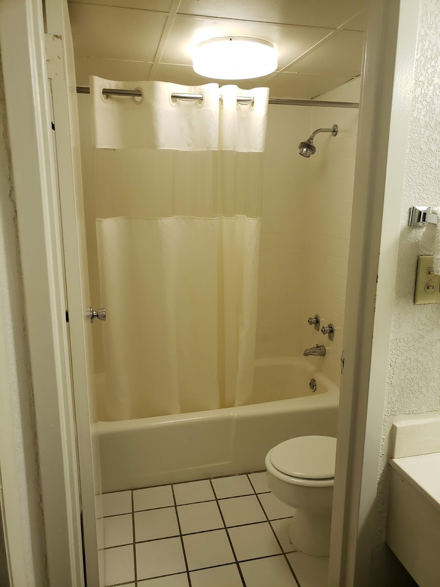 Budget Inn Express Bristol Virginia photo 2