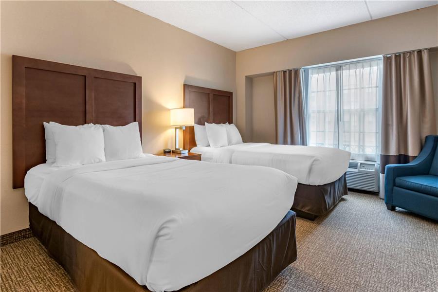 Comfort Suites Downtown Carlisle photo 2