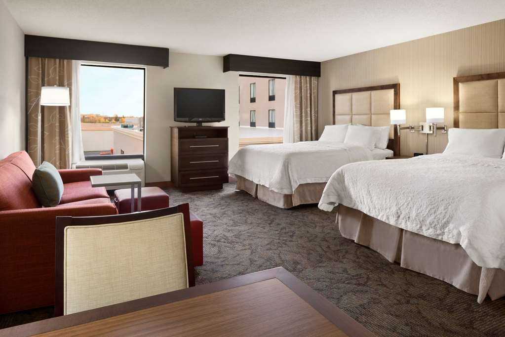Hampton Inn & Suites Detroit/Sterling Heights photo 2