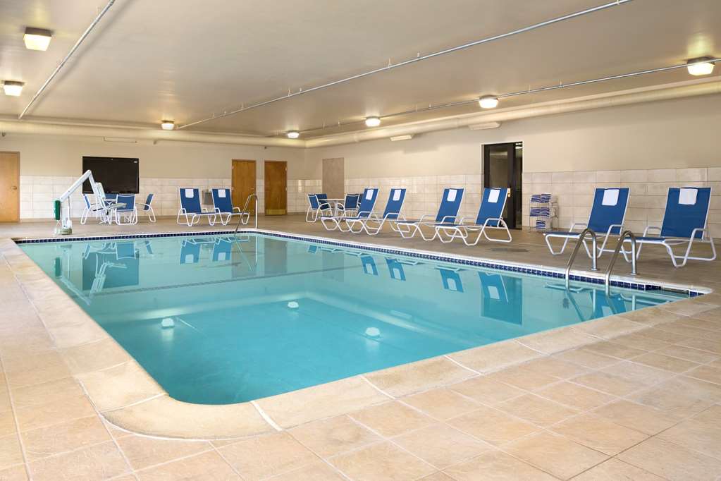 Hampton Inn & Suites Detroit/Sterling Heights photo 3