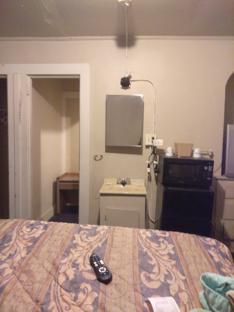 Pensacola Motor Lodge photo 2