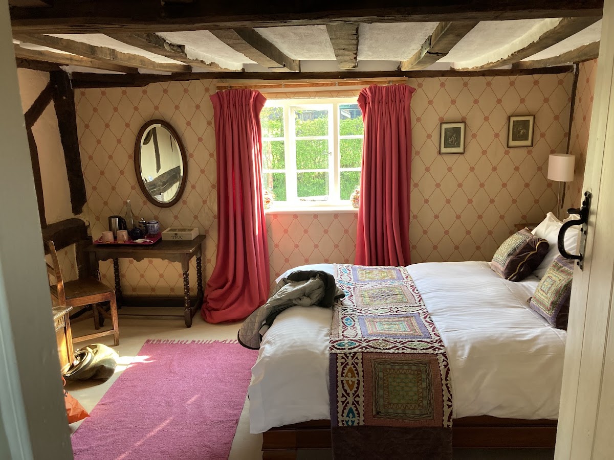 Crown House Great Glemham photo 2