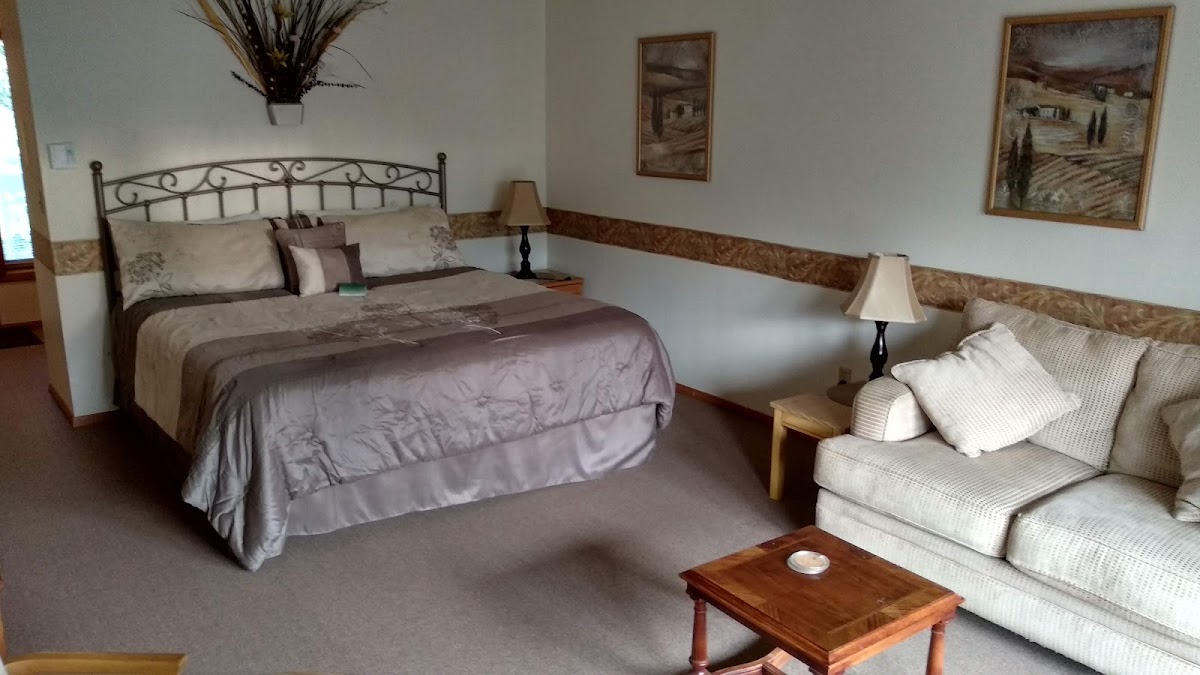 RunAway Lodge @ Valmy photo 2