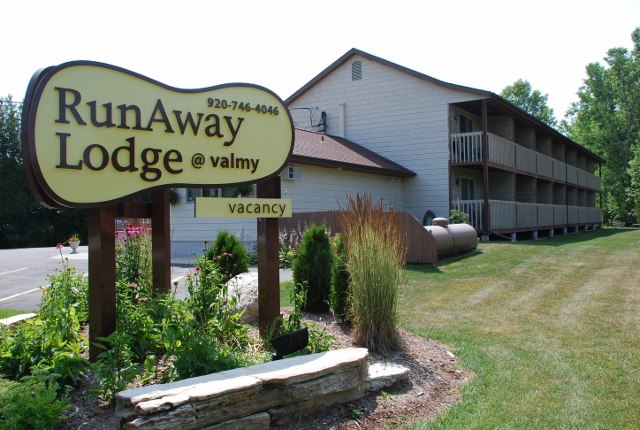 RunAway Lodge @ Valmy photo 3