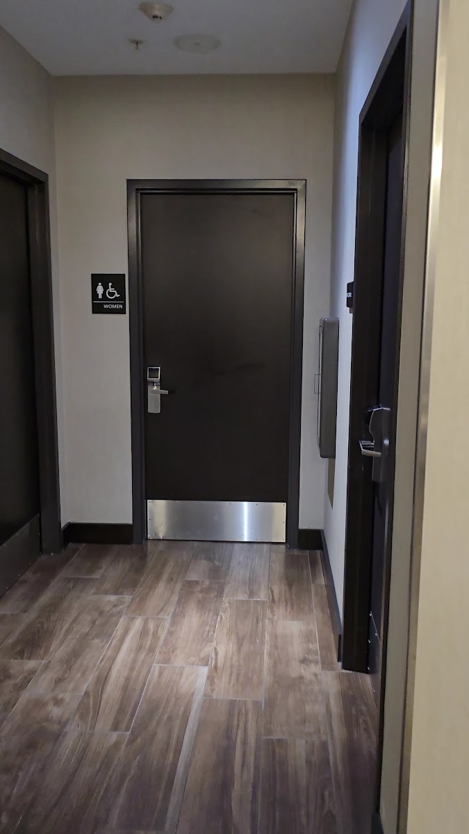 Hampton Inn & Suites Dallas Downtown photo 2