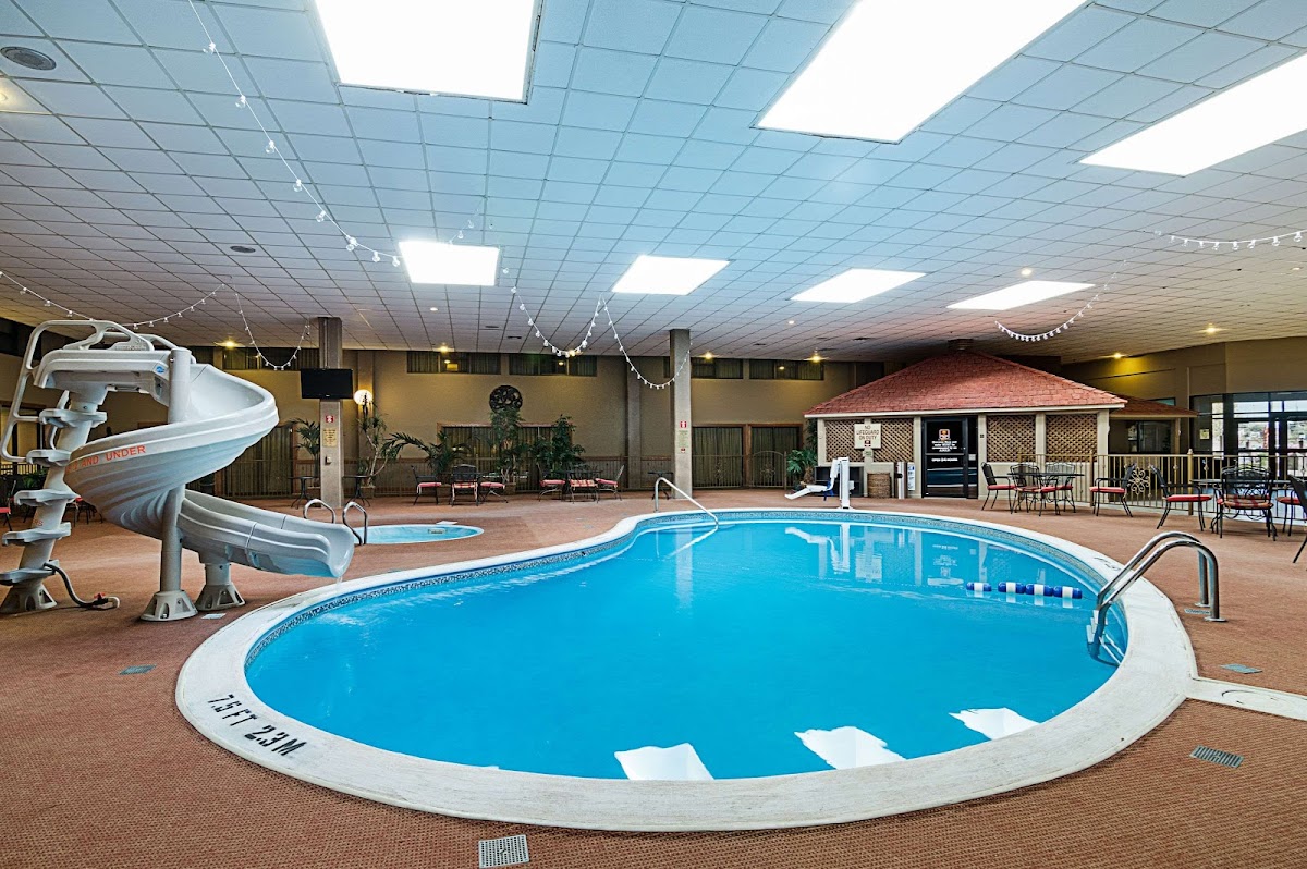 Clarion Inn Garden City photo 3