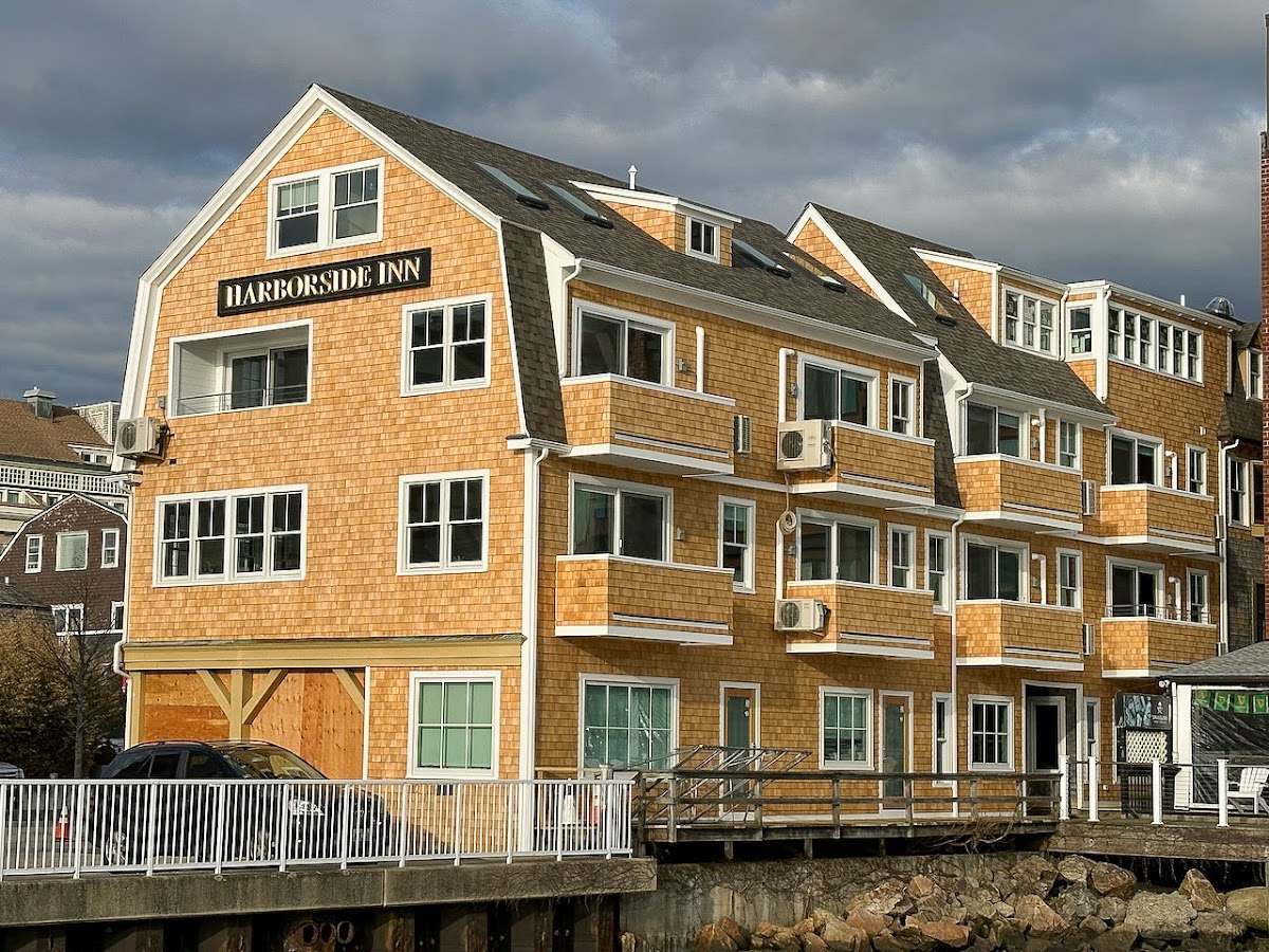 Harborside Inn