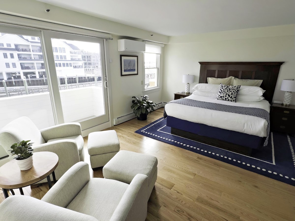 Harborside Inn photo 2