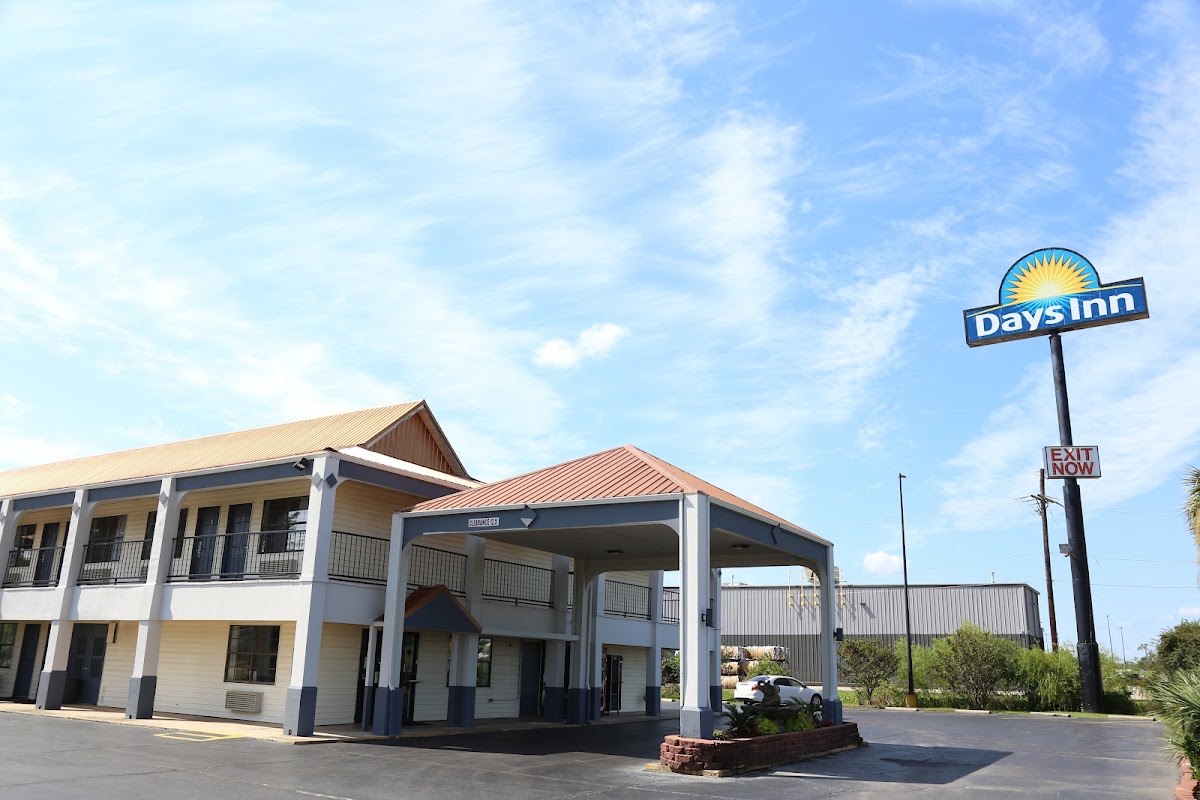 Days Inn by Wyndham Monroe LA