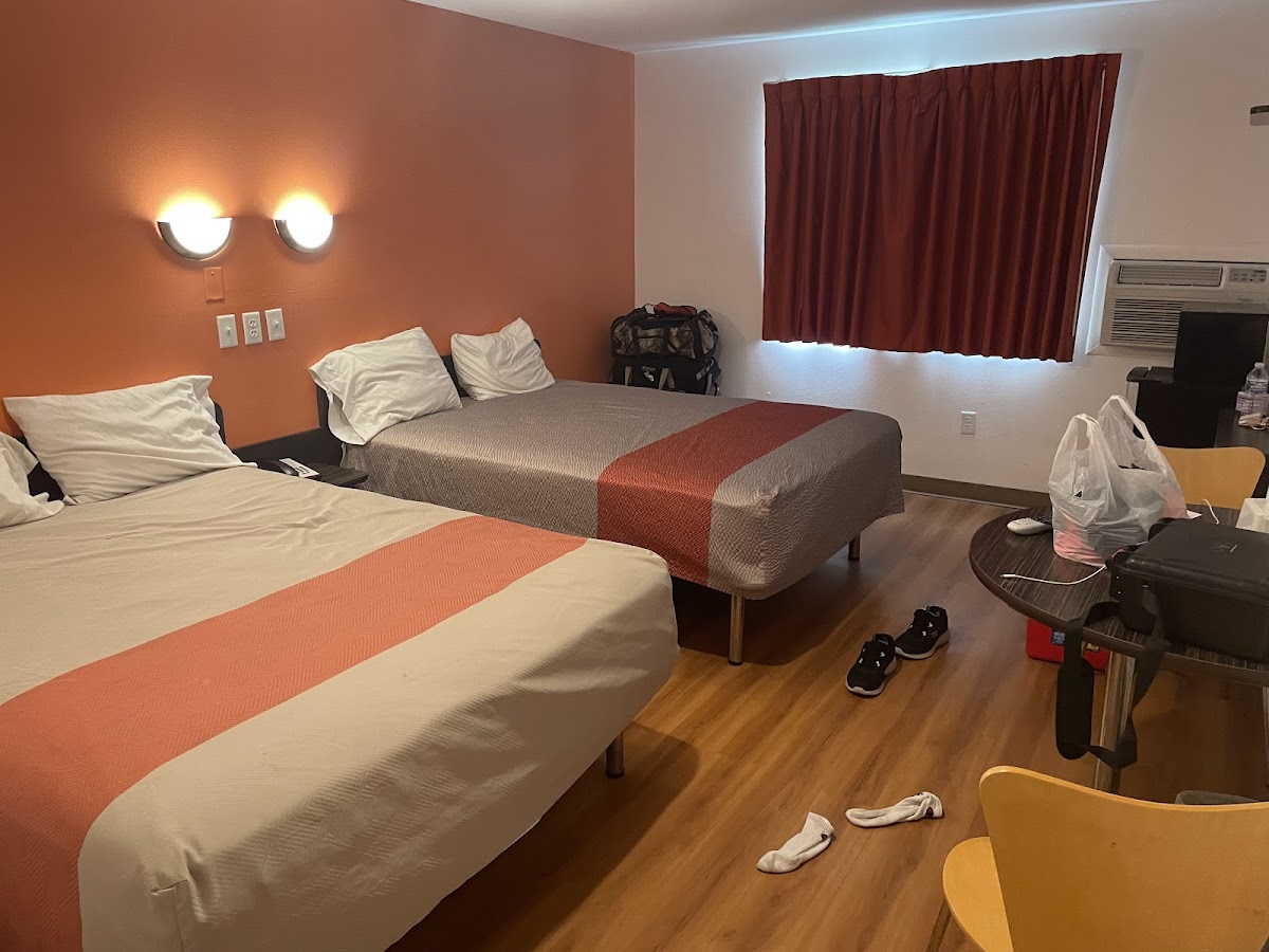 Motel 6 Marshalltown, IA photo 2