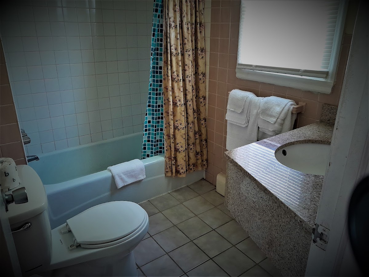 Peloke's® Motel photo 3