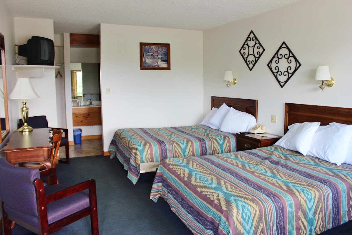 Roger's Campground & Motel