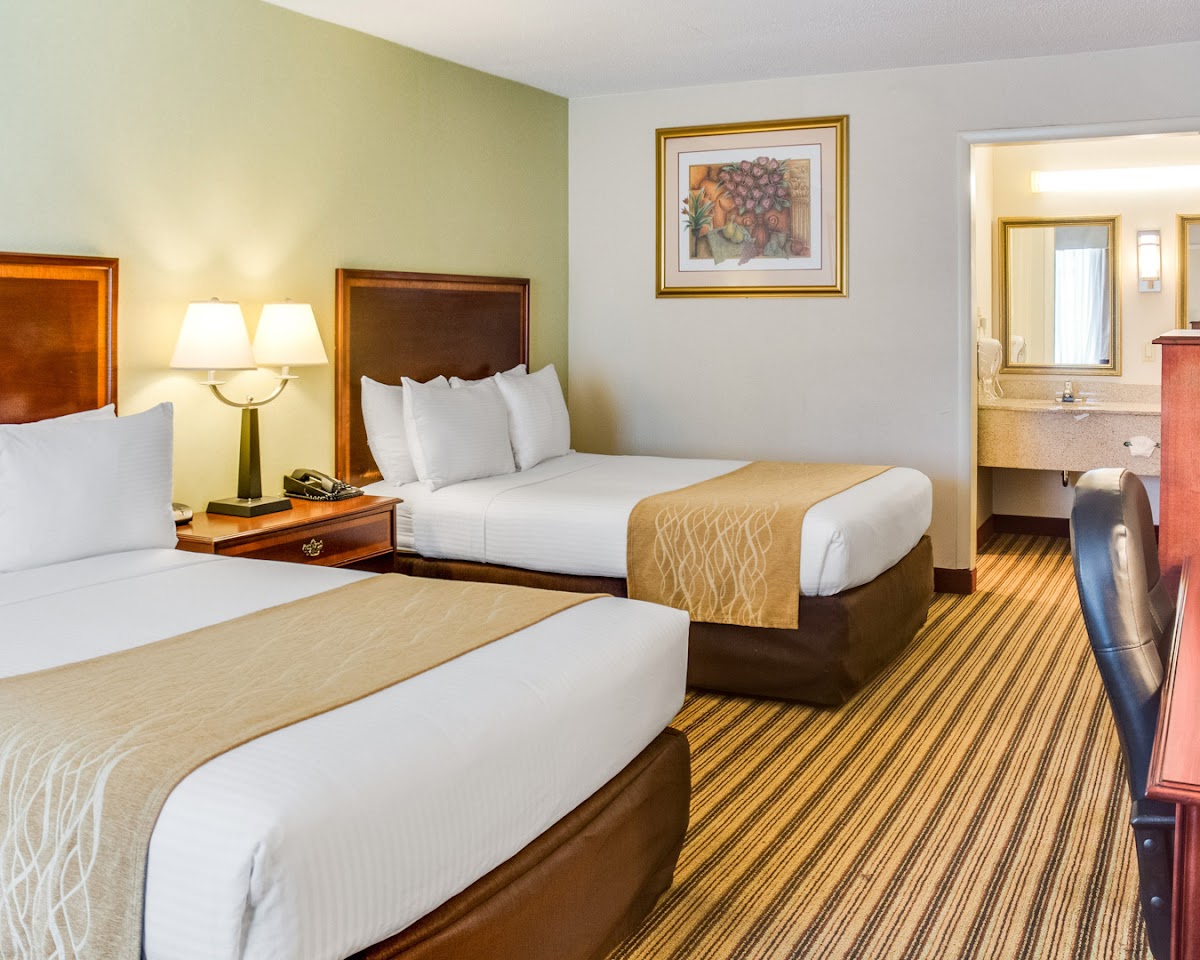 Clarion Inn Fredericksburg North photo 2