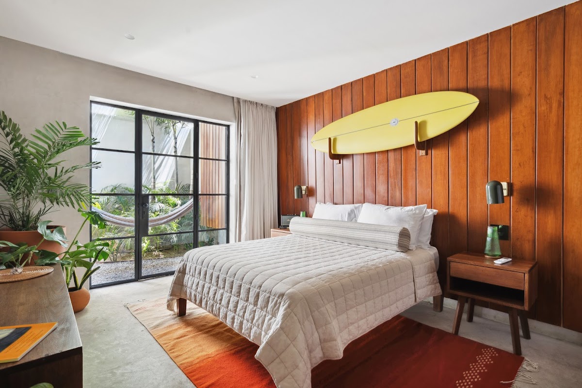 ALMA Surf Lodge photo 2
