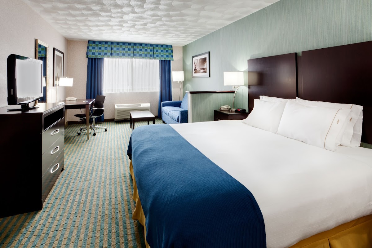 Holiday Inn Express & Suites Smithfield - Providence by IHG photo 2