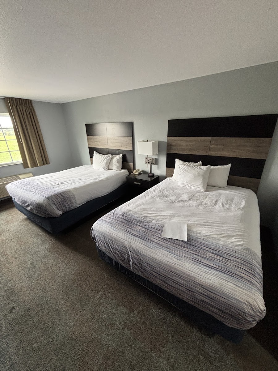 AmericInn by Wyndham Maquoketa