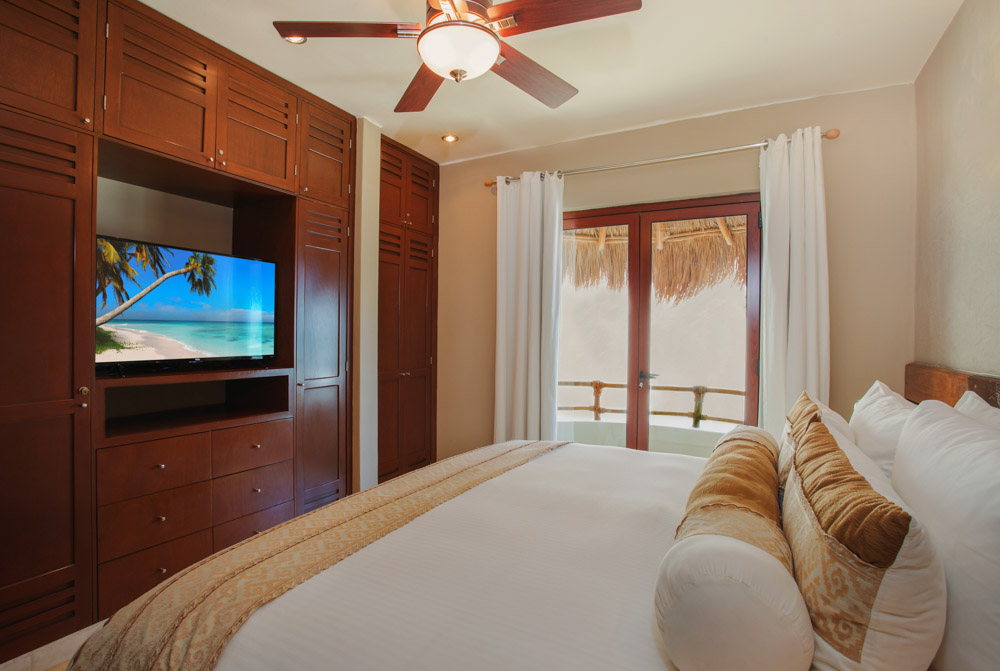 Maya Villa Condo Hotel & Beachclub photo 2
