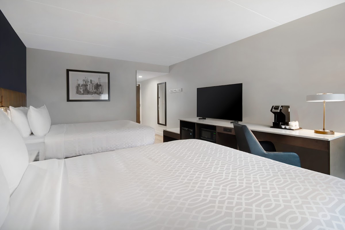 Best Western Plus Meadowlands photo 2