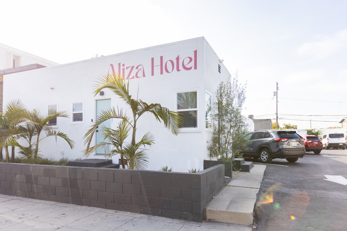 Aliza Hotel