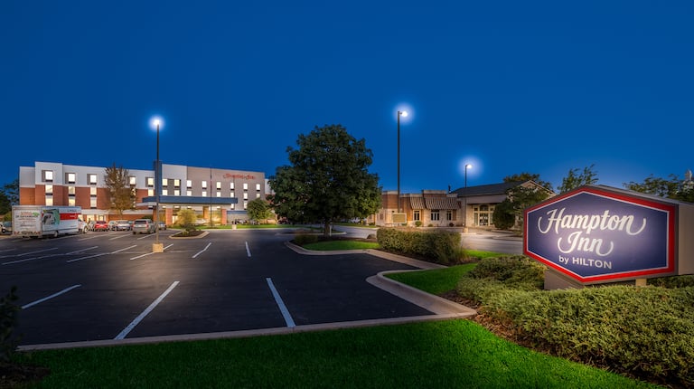 Hampton Inn McHenry