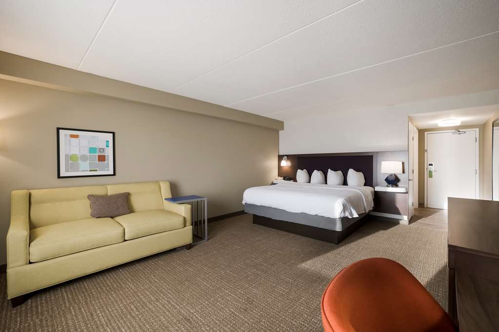 Hampton Inn McHenry photo 2