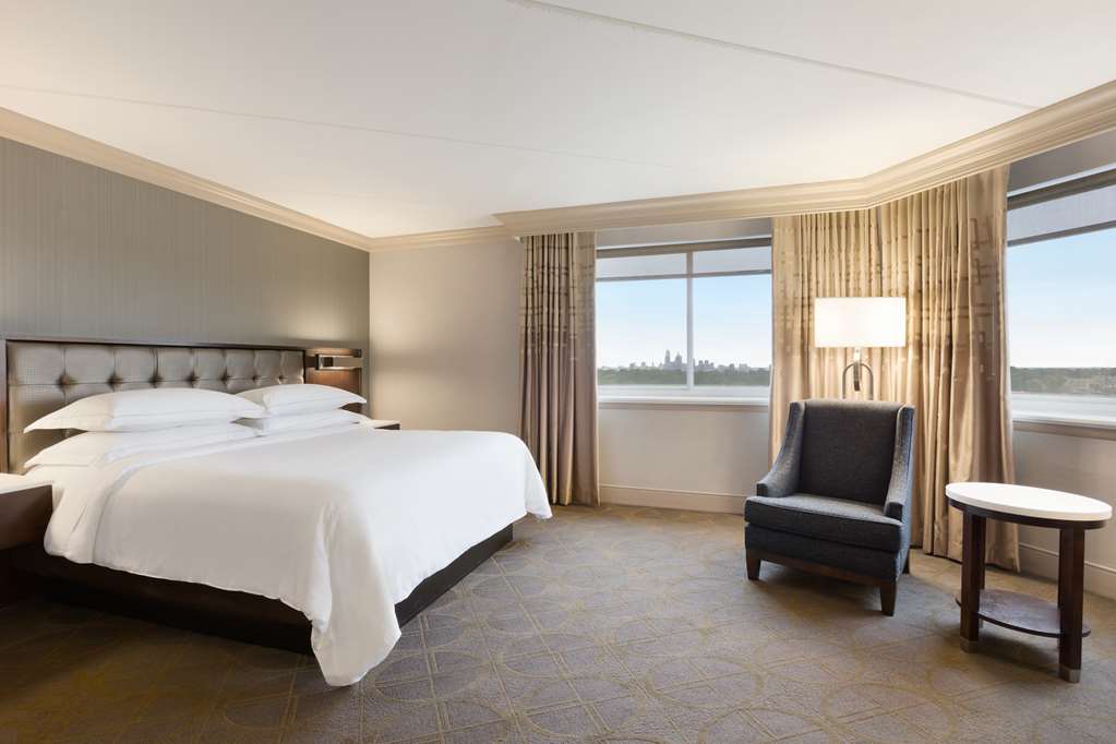 Hilton Philadelphia City Avenue photo 3