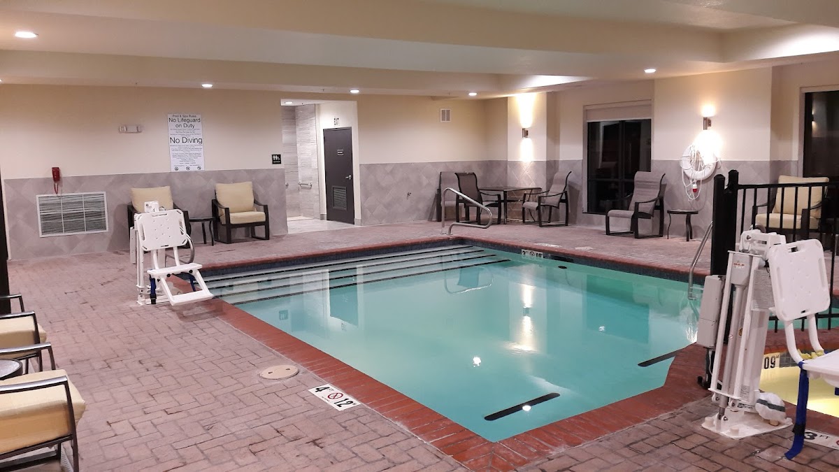 Best Western Plus Fairview Inn & Suites photo 3