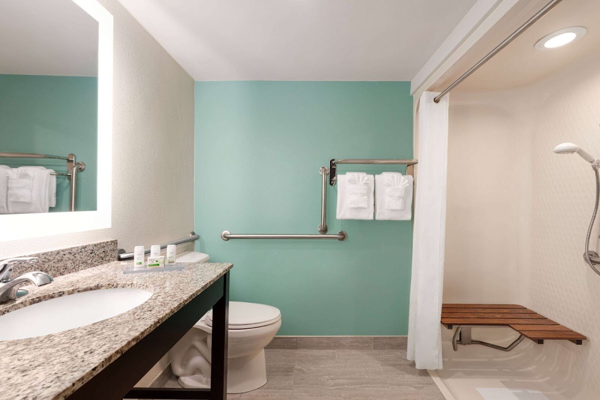 Wingate by Wyndham Salisbury photo 3