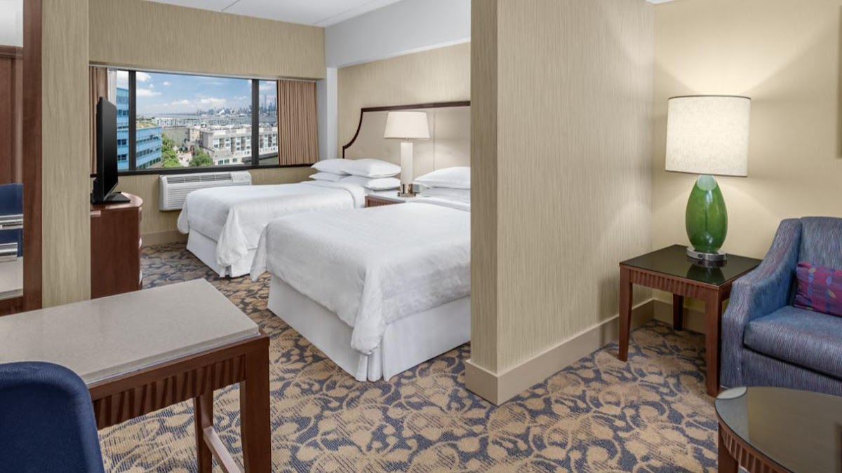 Sheraton Lincoln Harbor Hotel photo 3