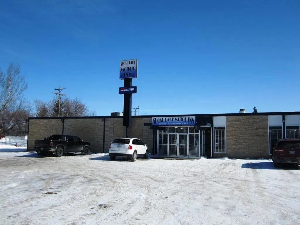 Shoal Lake Motor Inn photo 3
